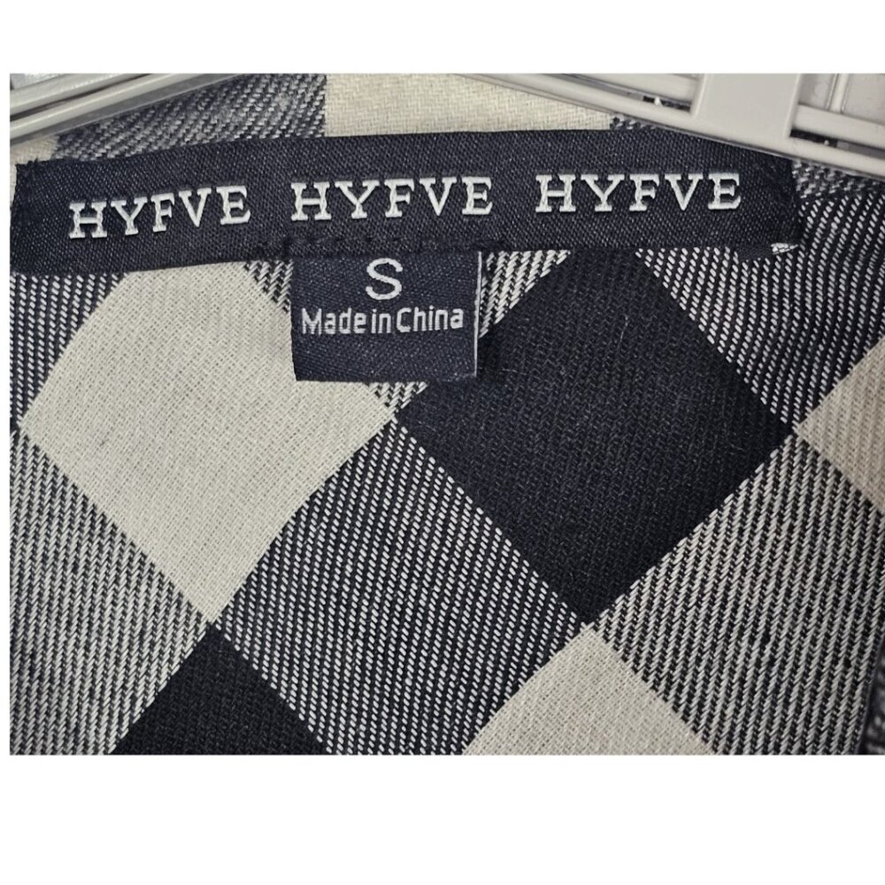 Hyfve Black & White Buffalo Plaid Button-Up Shirt S Oversized Long Sleeves - Picture 3 of 7